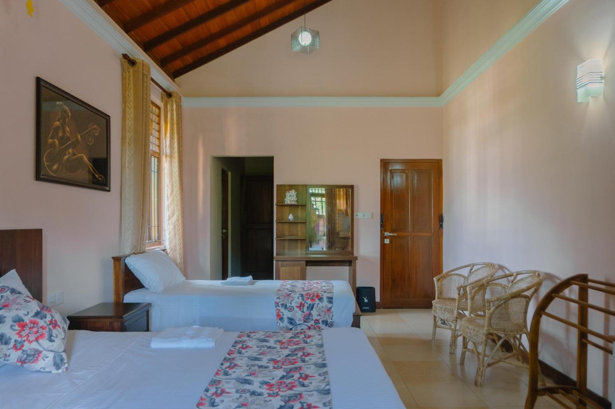Bigcity Villa - Airport Transit Hotel Katunayaka Esterno foto