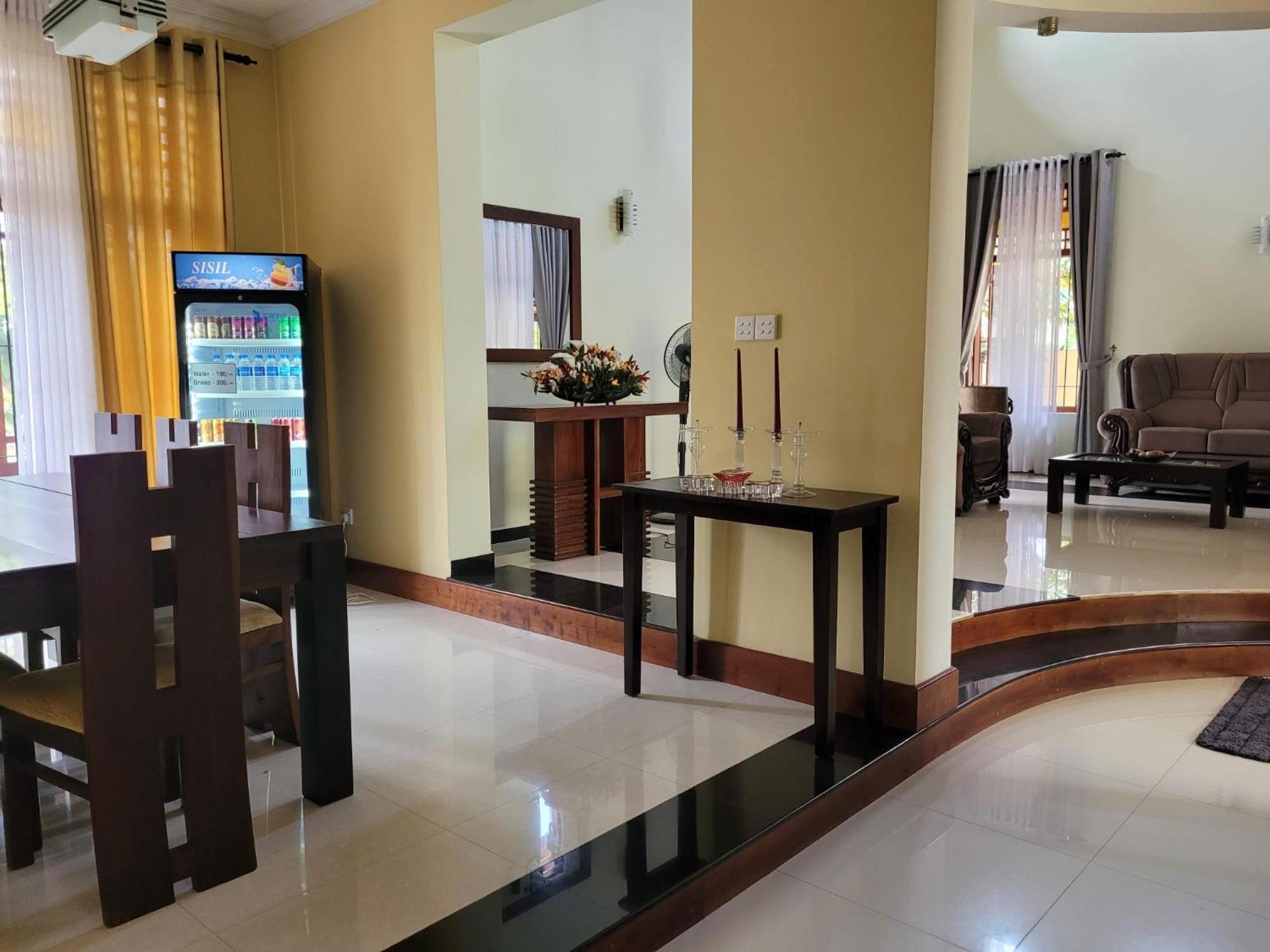 Bigcity Villa - Airport Transit Hotel Katunayaka Esterno foto